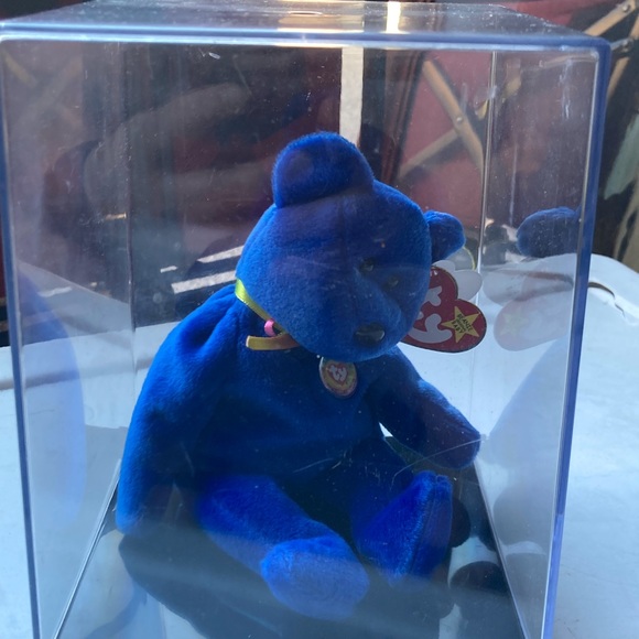 Clubby Beanie Baby TY Official Club Bear in Case 1998 - Picture 1 of 6